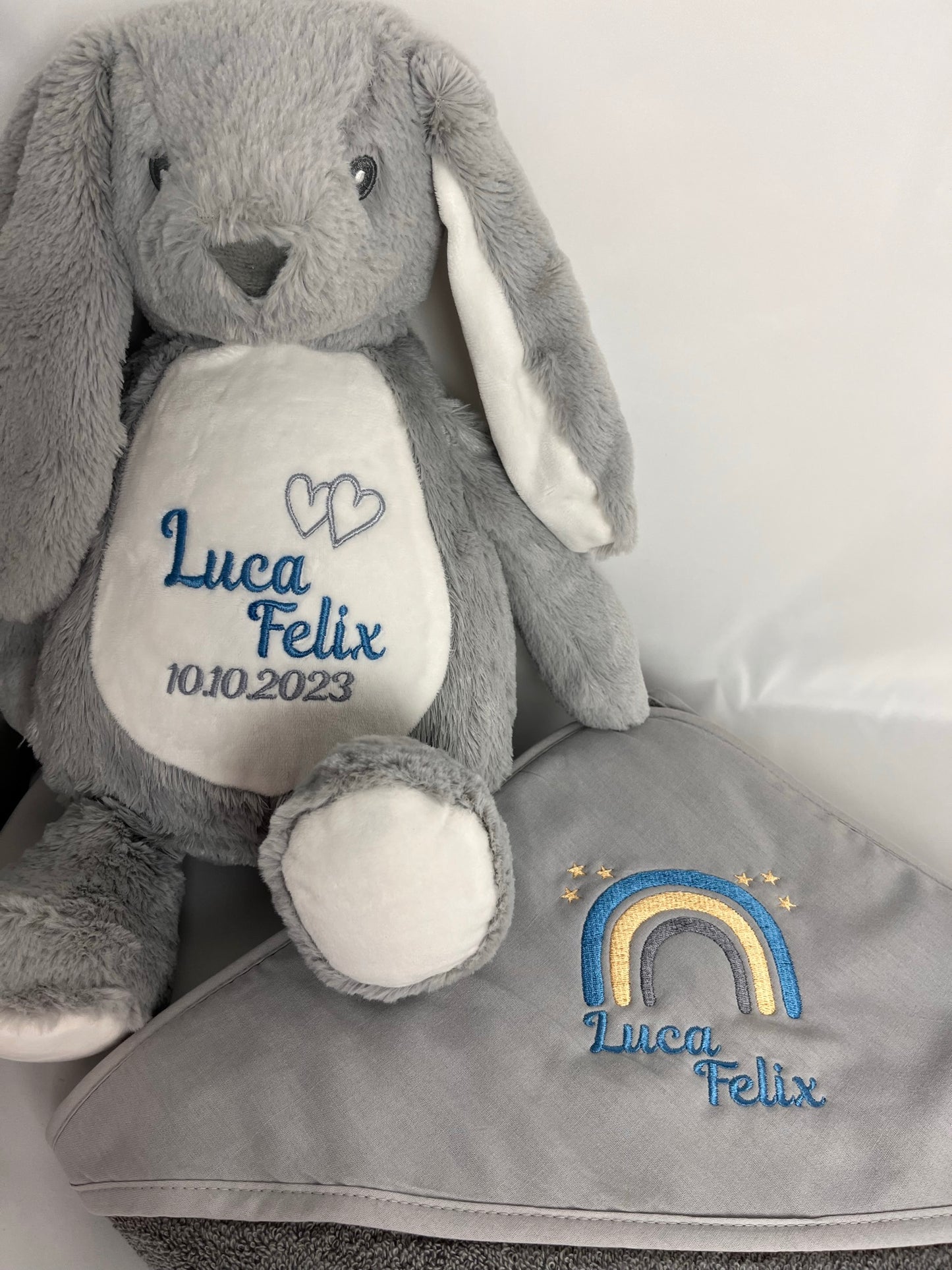 Kuscheltier HASE grau